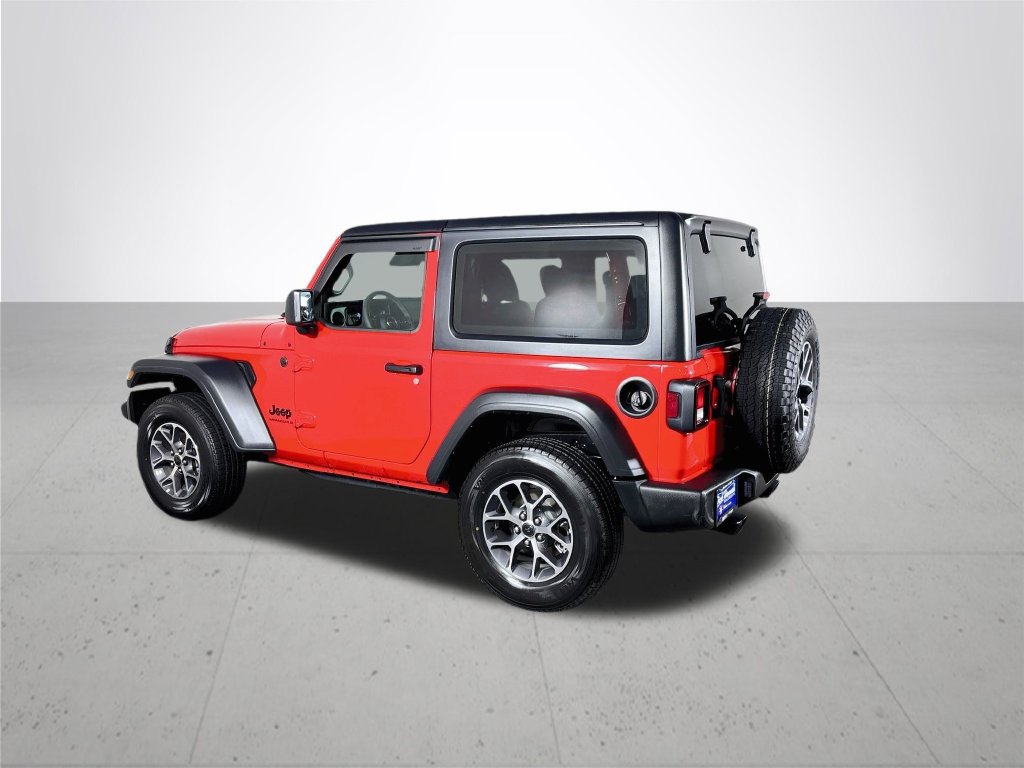 Used 2025 Jeep Wrangler Sport AWD/4WD image 8