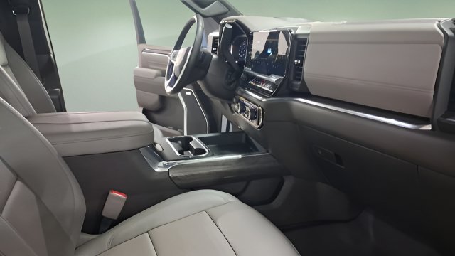 Used 2026 Chevrolet Silverado 3500 LTZ w/ LTZ Premium Package AWD/4WD image 11