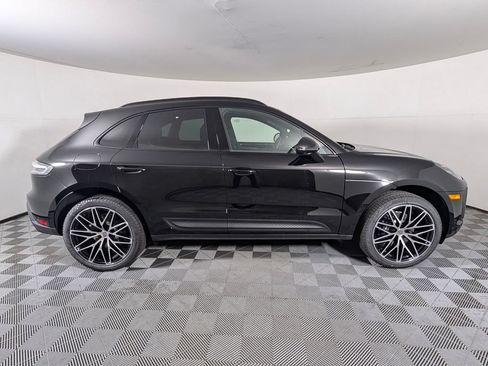 New 2026 Porsche Macan AWD/4WD image 8
