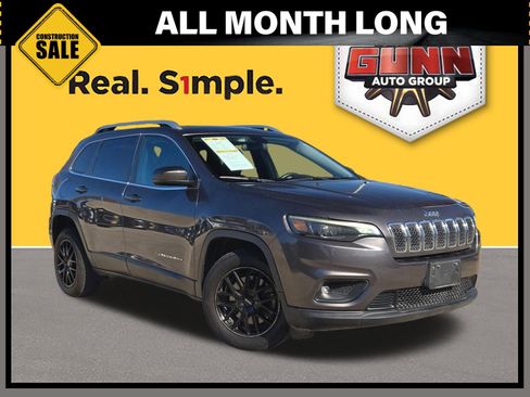 Used 2019 Jeep Cherokee Latitude Plus FWD image 1