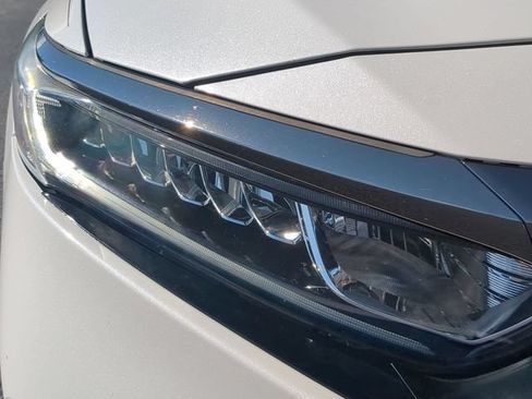 Used 2019 Honda Accord Sport image 9