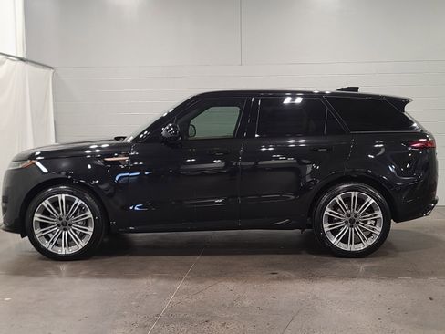 New 2026 Land Rover Range Rover Sport Dynamic SE AWD/4WD image 7