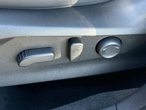 Used 2023 Subaru Forester Limited image 17