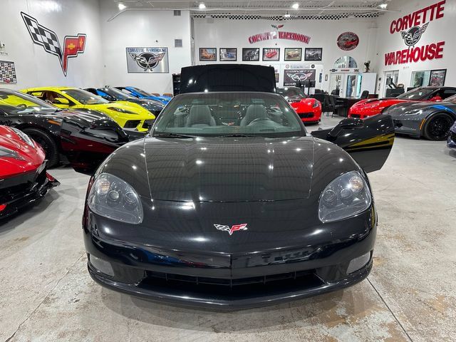 Used 2010 Chevrolet Corvette Convertible w/ Preferred Equipment Group RWD image 17