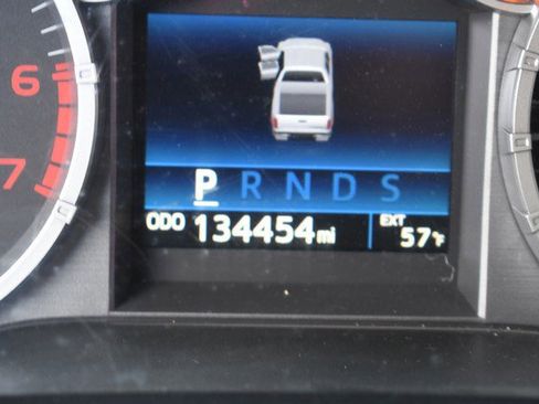 Used 2016 Toyota Tundra SR5 image 32