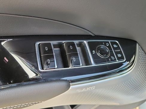 Used 2024 Cadillac Lyriq Sport w/ LPO, Floor Liner Package AWD/4WD image 8