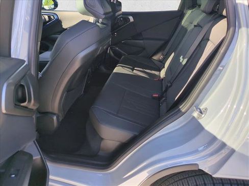 Certified 2025 BMW X3 xDrive30i w/ M Sport Package image 20