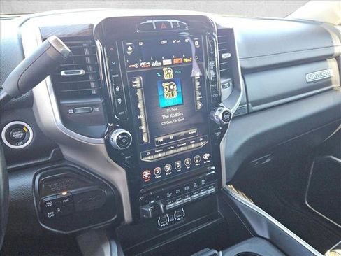 Used 2020 RAM 2500 Laramie image 13