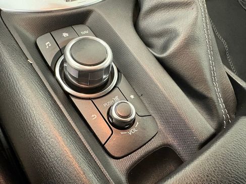 Used 2023 MAZDA MX-5 Miata Grand Touring image 34