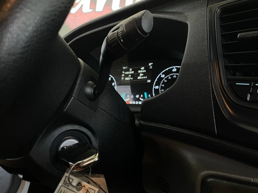 Used 2020 Ford Transit 150 XL RWD image 20