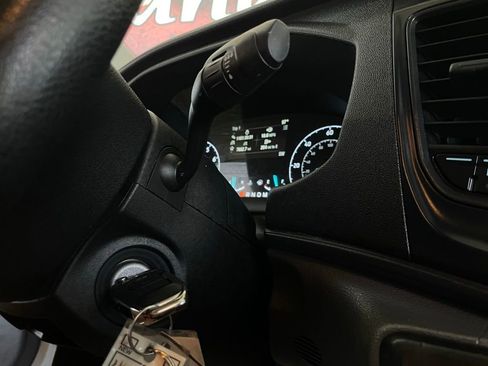 Used 2020 Ford Transit 150 XL RWD image 20