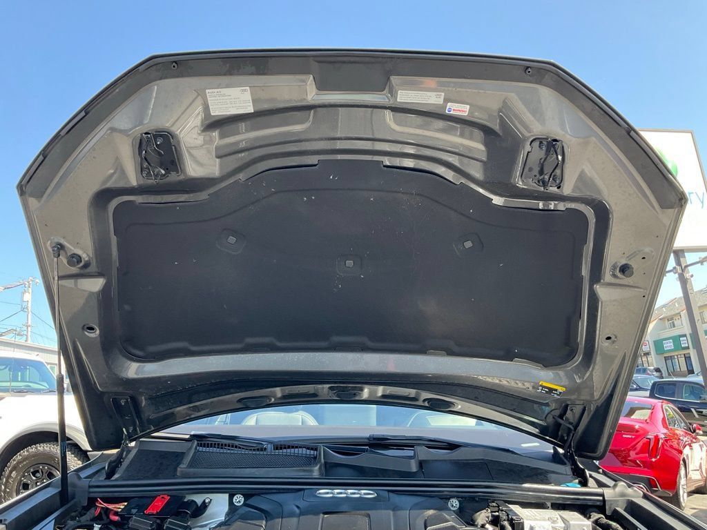 Used 2019 Audi Q7 3.0T Prestige w/ Prestige Package AWD/4WD image 15