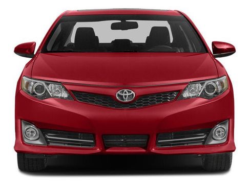 Used 2014 Toyota Camry LE FWD image 4