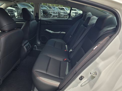 New 2026 Nissan Altima 2.5 SR FWD image 10