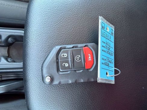 Used 2023 Jeep Wrangler Unlimited Sport AWD/4WD image 29