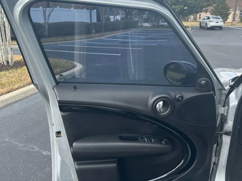 Used 2014 MINI Cooper Countryman S image 8