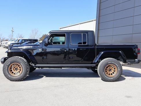 Used 2024 Jeep Gladiator Rubicon w/ Technology Group image 2