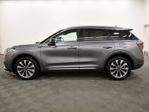 Used 2022 Lincoln Corsair Reserve w/ Equipment Group 201A AWD/4WD image 4