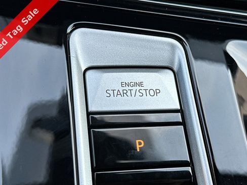 New 2025 Volkswagen Atlas Cross Sport SEL R-Line image 19