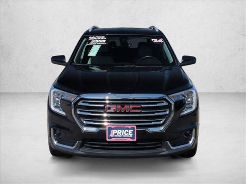 Used 2024 GMC Terrain SLT FWD image 2