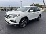 Used 2018 Honda Pilot Touring image 3