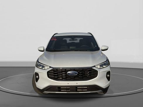 Certified 2025 Ford Escape ST-Line Select AWD/4WD image 4