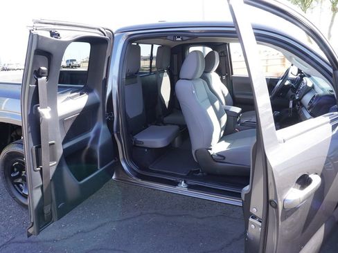 Used 2023 Toyota Tacoma SR w/ SR Convenience Package RWD image 9