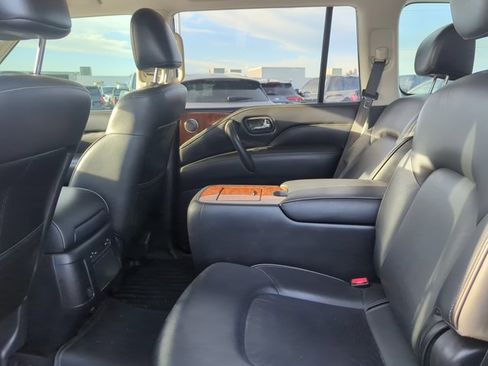 Used 2018 INFINITI QX80 4WD w/ Driver Assistance Package image 22