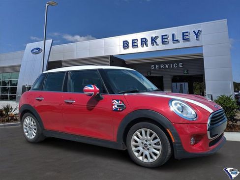 Used 2016 MINI Cooper 4-Door Hardtop FWD image 1