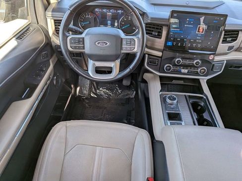 Used 2023 Ford Expedition Max Limited RWD image 16