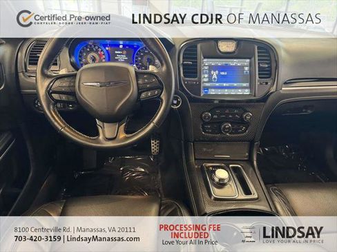 Certified 2023 Chrysler 300 C RWD image 21