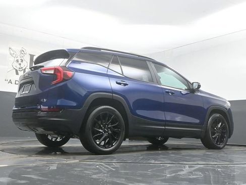 Used 2023 GMC Terrain SLE w/ Driver Convenience Package FWD image 33