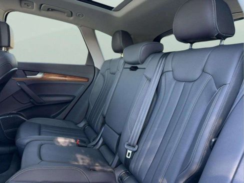 Certified 2023 Audi Q5 e Premium Plus w/ Premium Plus Package AWD/4WD image 24
