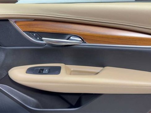 Used 2019 Cadillac XT5 Platinum image 15