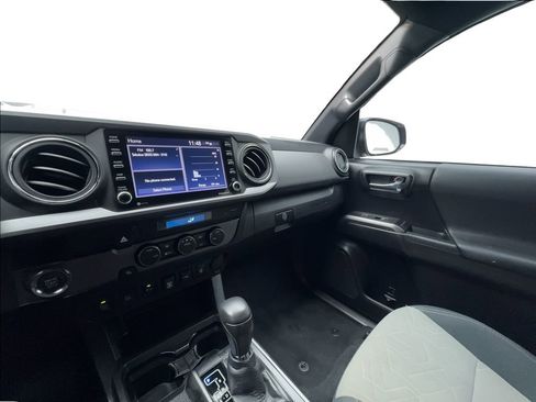 Used 2022 Toyota Tacoma TRD Sport w/ Technology Package RWD image 43