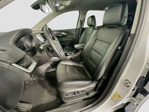 Used 2024 GMC Terrain SLT AWD/4WD image 13