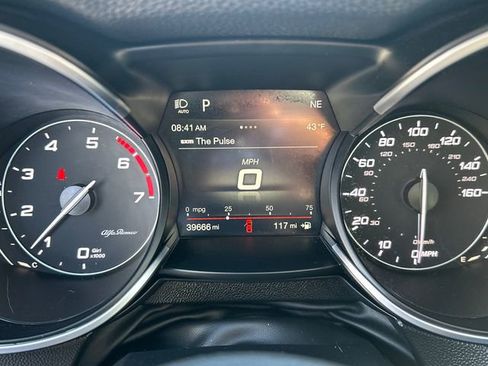 Used 2019 Alfa Romeo Stelvio Ti Sport w/ Quick Order Package 22S Sport image 27