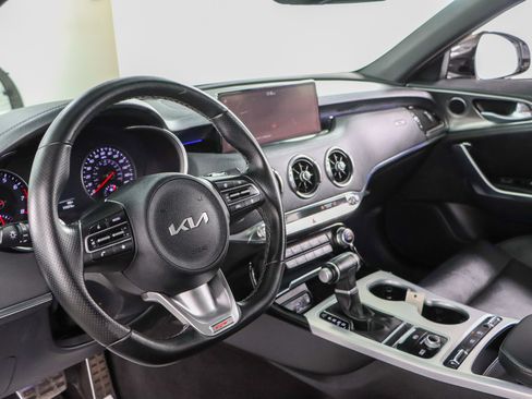 Used 2022 Kia Stinger GT1 RWD image 22