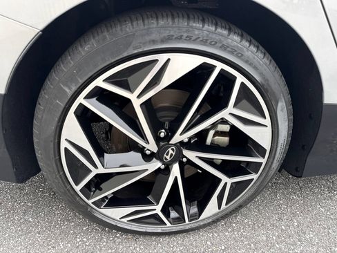 Certified 2023 Hyundai Ioniq 6 SEL AWD/4WD image 9