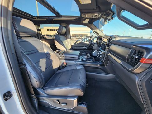 Used 2025 Ford F150 Raptor image 14