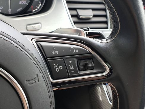 Used 2017 Audi S8 Plus AWD/4WD image 20