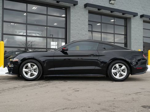 Used 2018 Ford Mustang Coupe image 19