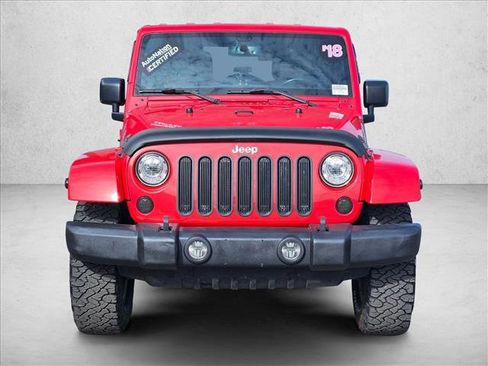 Used 2018 Jeep Wrangler Unlimited Rubicon w/ Dual Top Group image 2