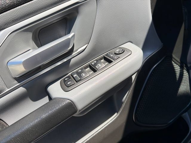 Used 2022 RAM 1500 Big Horn AWD/4WD image 12