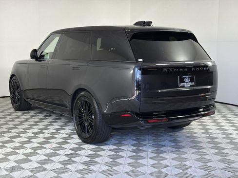 New 2026 Land Rover Range Rover Long Wheelbase SE image 3