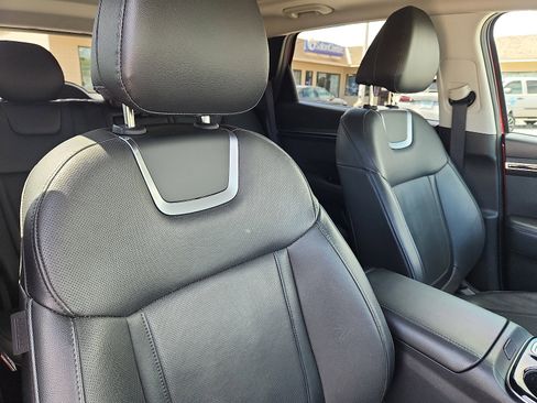 Certified 2022 Hyundai Tucson Limited w/ Winter Package image 29