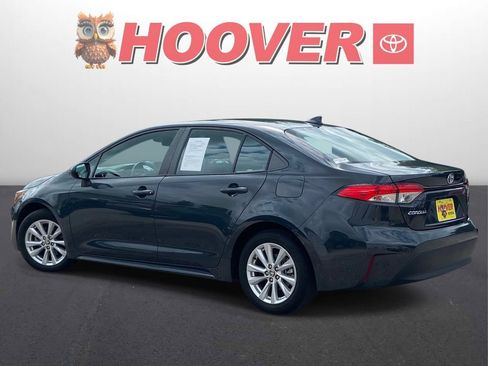 Used 2023 Toyota Corolla LE w/ LE Convenience Package FWD image 8