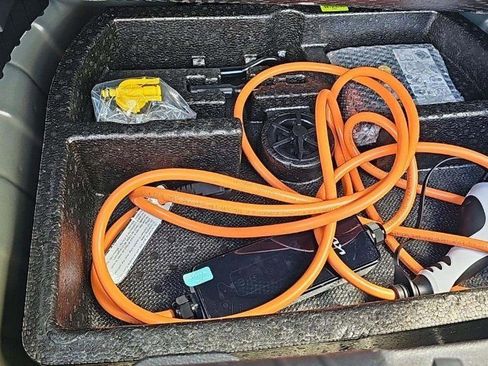 Used 2022 Kia Niro EX Premium w/ Cold Weather Package image 7