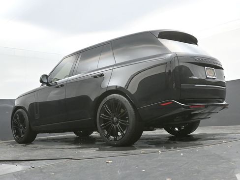 Used 2023 Land Rover Range Rover SE image 35
