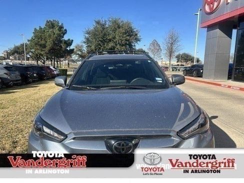 Certified 2024 Toyota Corolla Cross SE image 2